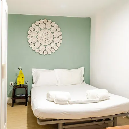 Fragrant Garden Apartment *