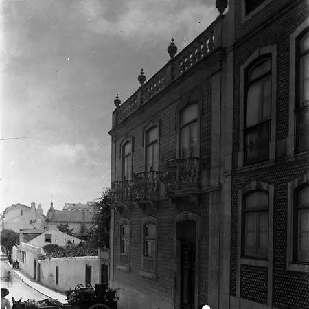 Graca Private Garden Apt, Close To Tram 28, Views & Sao Jorge Castle شقة