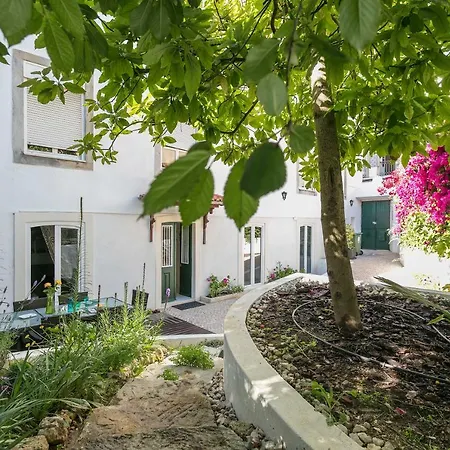 شقة Graca Private Garden Apt, Close To Tram 28, Views & Sao Jorge Castle Lisboa