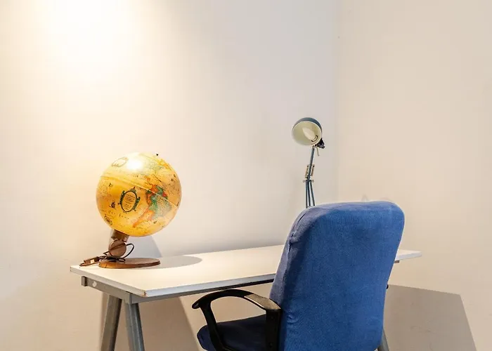 Apartment Lisbon Garden Stays, Apt Close To Tram 28, Views & Sao Jorge Castle *