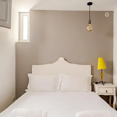 Graça Private Garden Apt, Close To Tram 28, Views&são Jorge Castle Lisboa